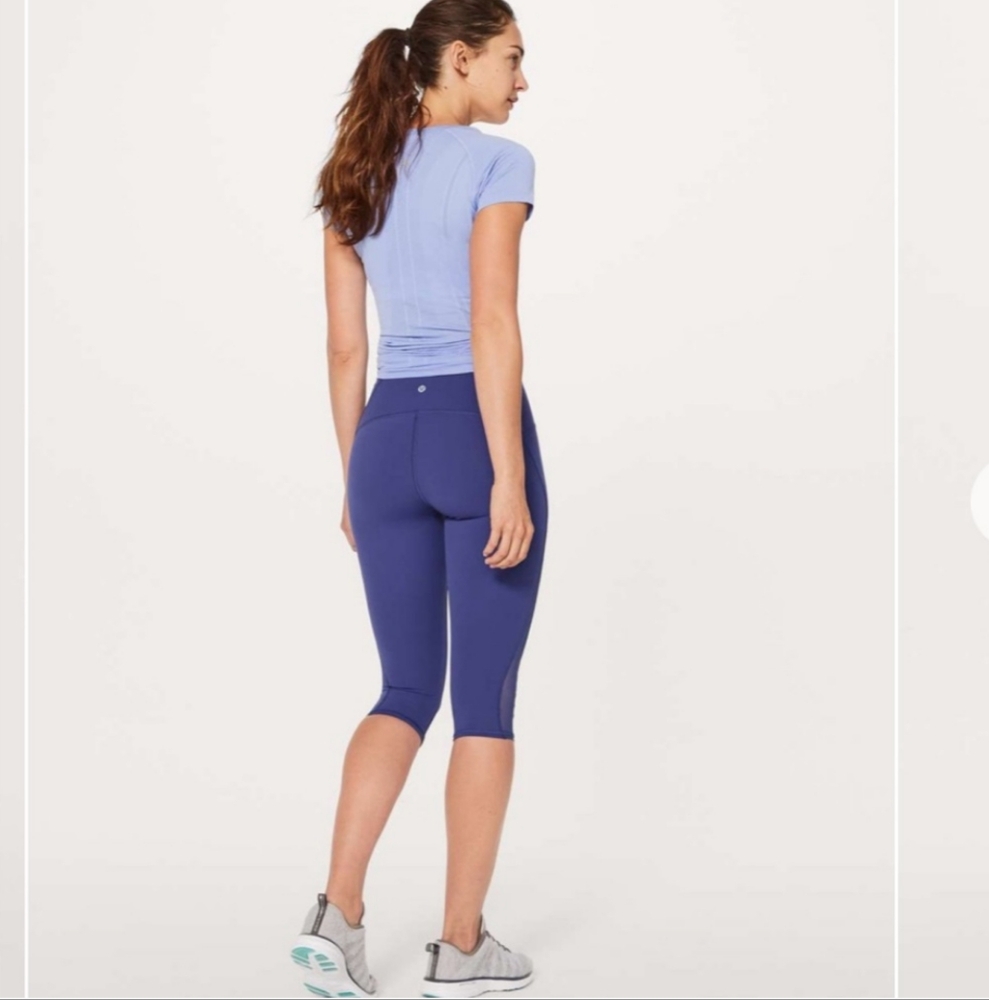 Lululemon Train Times Crop 17" Sz 6 Stoney Grape Blue Purple Mesh Side Leg